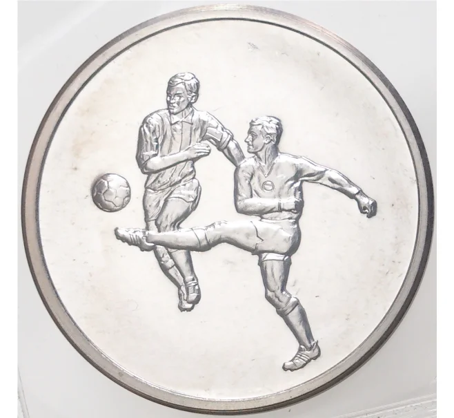 Жетон (медаль) 1972 года Западная Германия (ФРГ) «XX летние Олимпийские игры 1972 в Мюнхене — Футбол» (Артикул H2-1134)