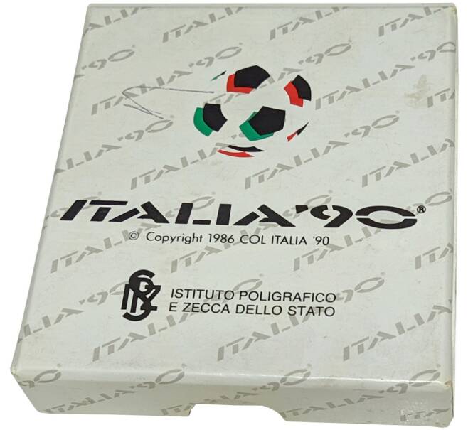 Жетон (медаль) 1990 года «Чемпионат мира по футболу 1990 в Италии» (Артикул K11-73999)