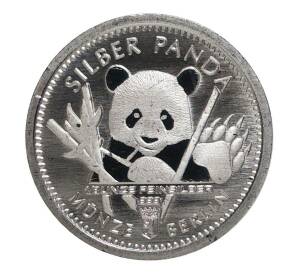 Монетовидный инвестиционный слиток 2017 года «Серебряная панда» — 1/8 унции