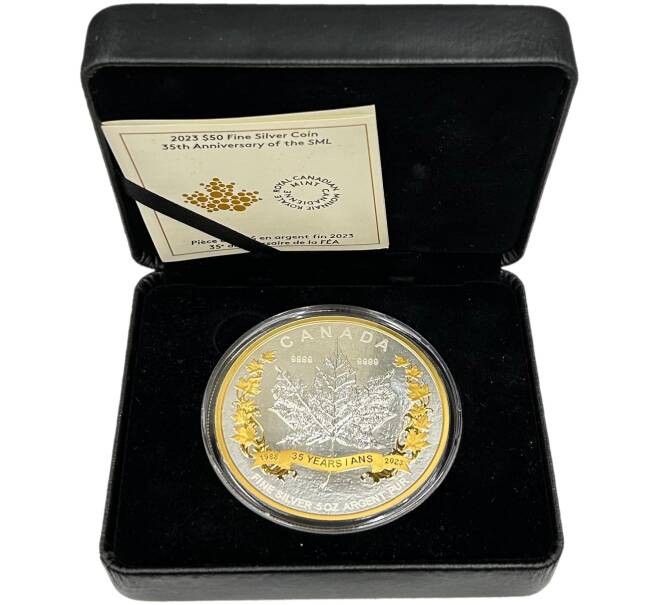 Монета 50 долларов 2023 года Канада «35 лет серебряным монетам Кленовый лист» (Артикул M2-72174)