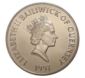 5 фунтов 1997 года Гернси — 50 лет свадьбе Королевы Елизаветы II и Принца Филиппа — Фото №2