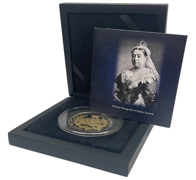 Монета 2 кроны 2021 года Тристан-да-Кунья «120 лет со дня смерти королевы Виктории» (Артикул M2-73622)