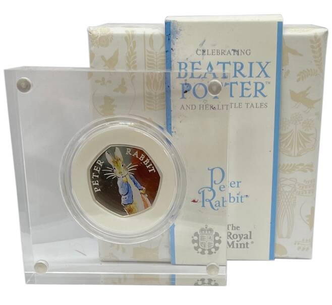 Монета 50 пенсов 2019 года Великобритания «150 лет со дня рождения Беатрис Поттер — Кролик Питер» (Артикул: M2-73789)
