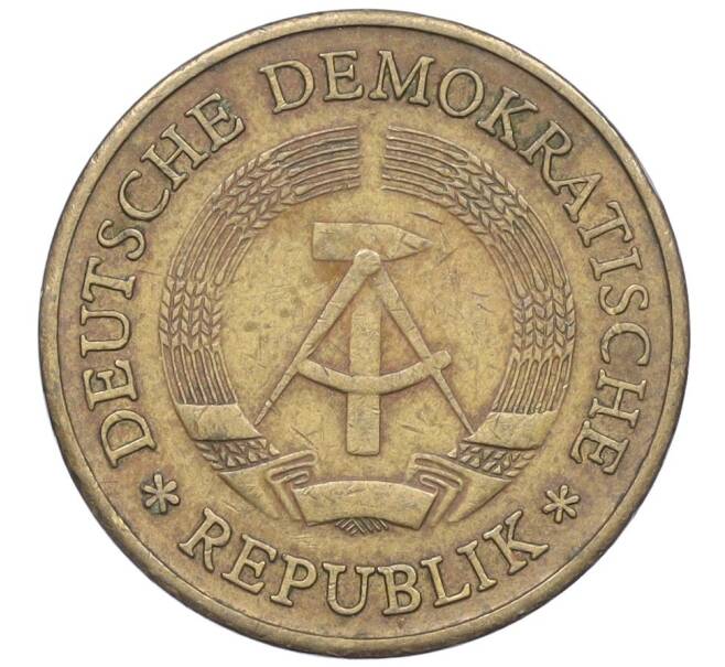 Монета 20 пфеннигов 1983 года Восточная Германия (ГДР) (Артикул K27-85958)