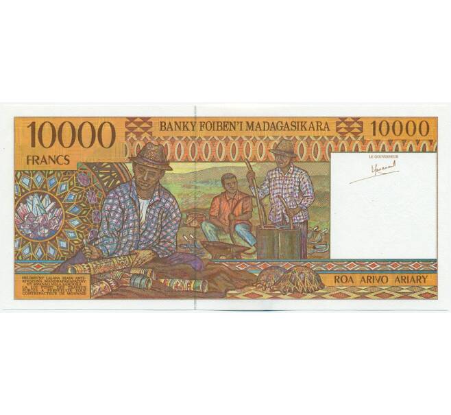 Банкнота 10000 франков 1994 года Мадагаскар (Артикул: K12-43926) — Фото №2