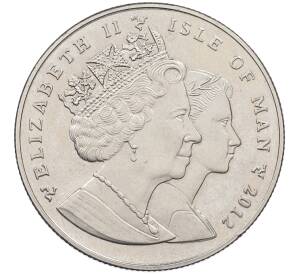 1 крона 2012 года Остров Мэн «Жизнь Королевы Елизаветы II — Елизавета II с регалиями» — Фото №2