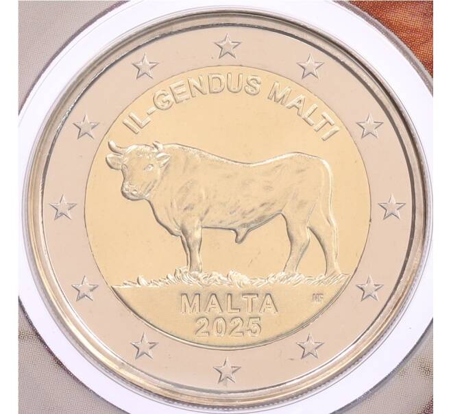 Монета 2 евро 2025 года Мальта «Мальтийский бык» (в буклете) (Артикул: M2-89865) — Фото №1