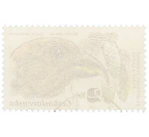 Почтовая марка 2 кроны 1983 года Чехословакия «Красная клестница (Loxia curvirostra) и еловая ветка» — Фото №2