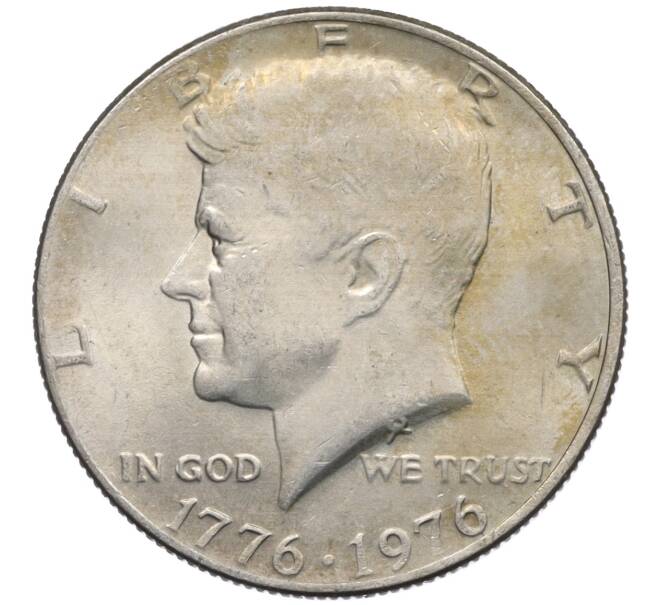 Монета 1/2 доллара (50 центов) 1976 года США «200 лет Независимости» (Артикул: K10-7105) — Фото №1