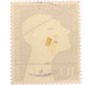 Почтовая марка 10 пфеннигов 1953 года Западная Германия (ФРГ) «Немецкие военнопленные — Заключенный за колючей проволокой» — Фото №2