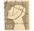 Почтовая марка 10 пфеннигов 1953 года Западная Германия (ФРГ) «Немецкие военнопленные — Заключенный за колючей проволокой» (Артикул: T11-26047) — Фото №1