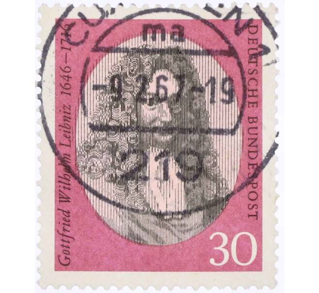 Почтовая марка 30 пфеннигов 1966 года Западная Германия (ФРГ) «250-летие со дня смерти Готфрида Вильгельма Лейбница» (Артикул: T11-26102) — Фото №1