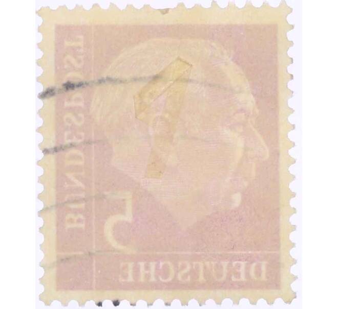 Почтовая марка 5 пфеннигов 1954 года Западная Германия (ФРГ) «Теодор Хойс» (Артикул: T11-26115) — Фото №2