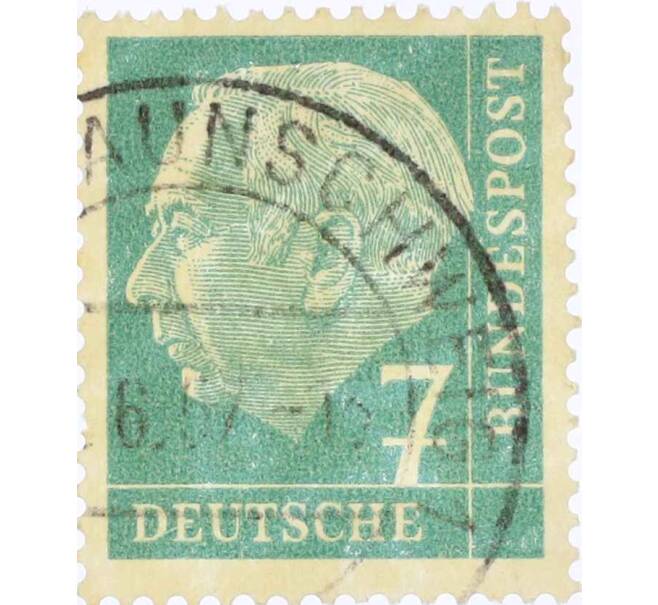 Почтовая марка 7 пфеннигов 1954 года Западная Германия (ФРГ) «Теодор Хойс» (Артикул: T11-26123) — Фото №1