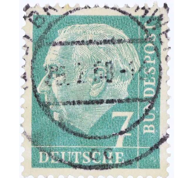 Почтовая марка 7 пфеннигов 1954 года Западная Германия (ФРГ) «Теодор Хойс» (Артикул: T11-26124) — Фото №1