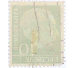 Почтовая марка 10 пфеннигов 1954 года Западная Германия (ФРГ) «Теодор Хойс» — Фото №2