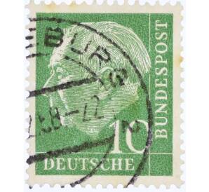 Почтовая марка 10 пфеннигов 1954 года Западная Германия (ФРГ) «Теодор Хойс» — Фото №1