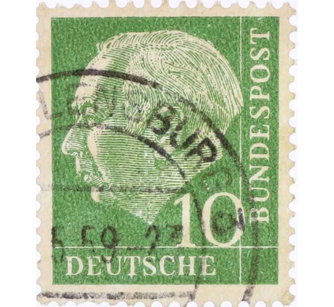 Почтовая марка 10 пфеннигов 1954 года Западная Германия (ФРГ) «Теодор Хойс» (Артикул: T11-26142) — Фото №1