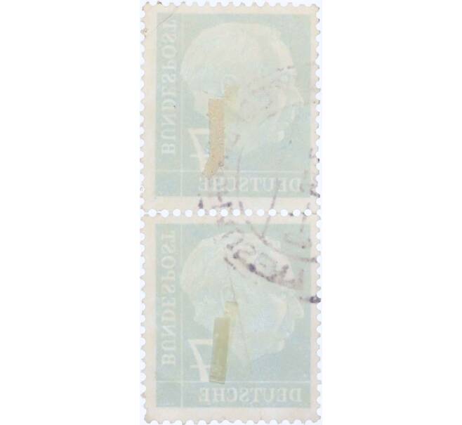 Сцепка из 2 марок 7 пфеннигов 1954 года Западная Германия (ФРГ) «Теодор Хойс» (Артикул: T11-26159) — Фото №2