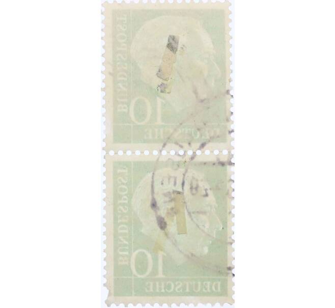 Сцепка из 2 марок 10 пфеннигов 1954 года Западная Германия (ФРГ) «Теодор Хойс» (Артикул: T11-26163) — Фото №2