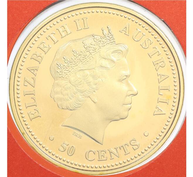 Монета 50 центов 2005 года Австралия «Китайский гороскоп — Год петуха» (в конверте с марками) (Артикул: M2-91383) — Фото №2