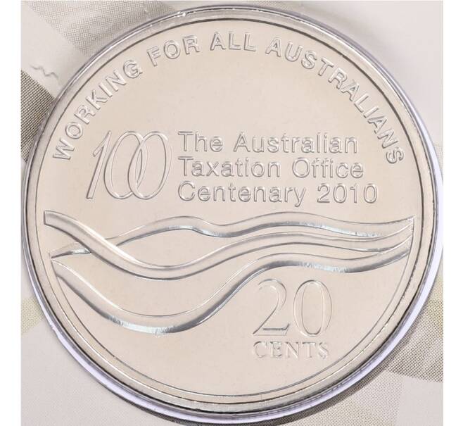 Монета 20 центов 2010 года Австралия «100 лет налоговому Управлению» (в конверте с маркой) (Артикул: M2-91430) — Фото №1