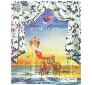 Почтовая марка на листе 2011 года Индонезия «Традиционный текстиль Индонезии — Восточная Ява» — Фото №1