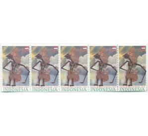 Сцепка из 5 марок 2500 рупий 2010 года Индонезия «Национальное культурное наследие» — Фото №1