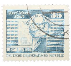 Почтовая марка 35 пфеннигов 1973 года Восточная Германия (ГДР) «Памятник Карлу Марксу» — Фото №1