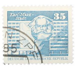 Почтовая марка 35 пфеннигов 1973 года Восточная Германия (ГДР) «Памятник Карлу Марксу»