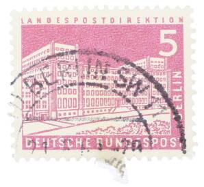 Почтовая марка 5 пфеннигов 1958 года Западная Германия (ФРГ) «Городские пейзажи Берлина — Здание почты» — Фото №1