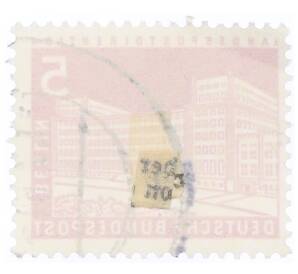 Почтовая марка 5 пфеннигов 1958 года Западная Германия (ФРГ) «Городские пейзажи Берлина — Здание почты» — Фото №2