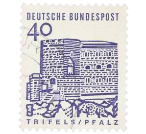Почтовая марка 40 пфеннигов 1965 года Западная Германия (ФРГ) «Немецкие постройки XII века — Замок Трифельс в Пфальце»