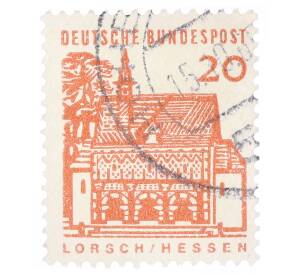 Почтовая марка 20 пфеннигов 1965 года Западная Германия (ФРГ) «Немецкие постройки XII века — Ворота Лоршского монастыря в Гессене»