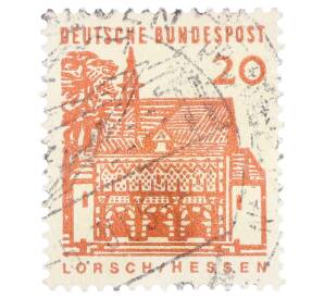 Почтовая марка 20 пфеннигов 1965 года Западная Германия (ФРГ) «Немецкие постройки XII века — Ворота Лоршского монастыря в Гессене»