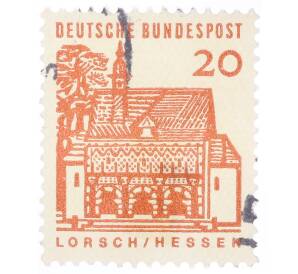 Почтовая марка 20 пфеннигов 1965 года Западная Германия (ФРГ) «Немецкие постройки XII века — Ворота Лоршского монастыря в Гессене»