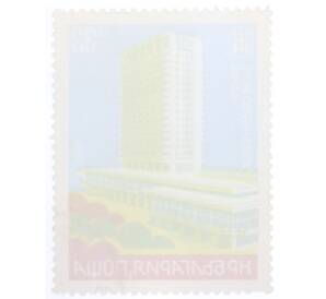 Почтовая марка 32 стотинки 1982 года Болгария «Отель Черное море в Варне»