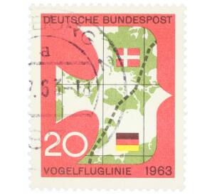 Почтовая марка 20 пфеннигов 1963 года Западная Германия (ФРГ) «Линия перелета птиц» — Фото №1