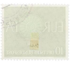 Почтовая марка 10 пфеннигов 1960 года Западная Германия (ФРГ) «Европейская конференция администраций почтовых служб и служб связи CEPT — Колесо» — Фото №2