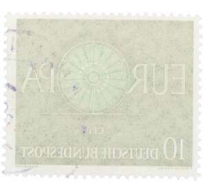 Почтовая марка 10 пфеннигов 1960 года Западная Германия (ФРГ) «Европейская конференция администраций почтовых служб и служб связи CEPT — Колесо»