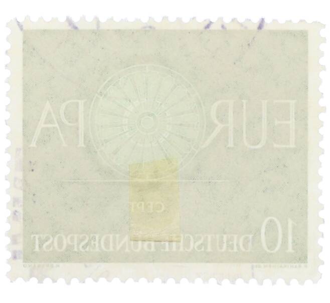 Почтовая марка 10 пфеннигов 1960 года Западная Германия (ФРГ) «Европейская конференция администраций почтовых служб и служб связи CEPT — Колесо» (Артикул: T11-35895) — Фото №2