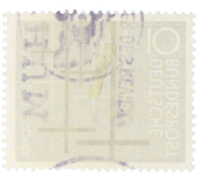 Почтовая марка 10 пфеннигов 1956 года Западная Германия (ФРГ) «Уход за военными могилами» (Артикул: T11-35897) — Фото №2