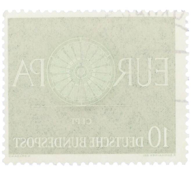 Почтовая марка 10 пфеннигов 1960 года Западная Германия (ФРГ) «Европейская конференция администраций почтовых служб и служб связи CEPT — Колесо» (Артикул: T11-35931) — Фото №2