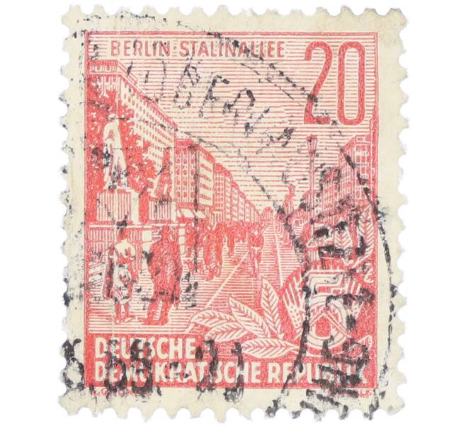 Почтовая марка 20 пфеннигов 1955 года Восточная Германия (ГДР) «Пятилетний план — Проспект Сталина» (Артикул: T11-35998) — Фото №1