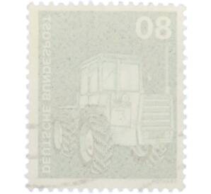 Почтовая марка 80 пфеннигов 1975 года Западная Германия (ФРГ) «Трактор»