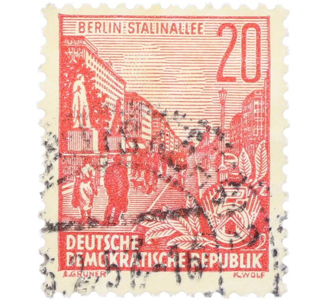 Почтовая марка 20 пфеннигов 1955 года Восточная Германия (ГДР) «Пятилетний план — Проспект Сталина» (Артикул: T11-36213) — Фото №1