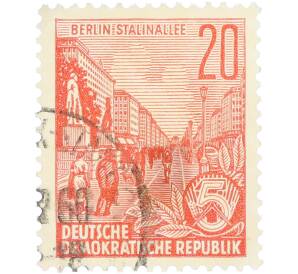 Почтовая марка 20 пфеннигов 1959 года Восточная Германия (ГДР) «Пятилетний план — Проспект Сталина» — Фото №1