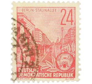 Почтовая марка 24 пфеннига 1953 года Восточная Германия (ГДР) «Пятилетний план — Проспект Сталина» — Фото №1