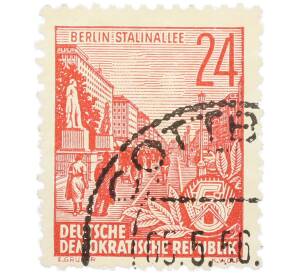 Почтовая марка 24 пфеннига 1953 года Восточная Германия (ГДР) «Пятилетний план — Проспект Сталина» — Фото №1