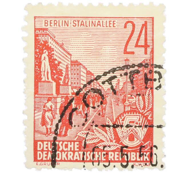 Почтовая марка 24 пфеннига 1953 года Восточная Германия (ГДР) «Пятилетний план — Проспект Сталина» (Артикул: T11-36235) — Фото №1